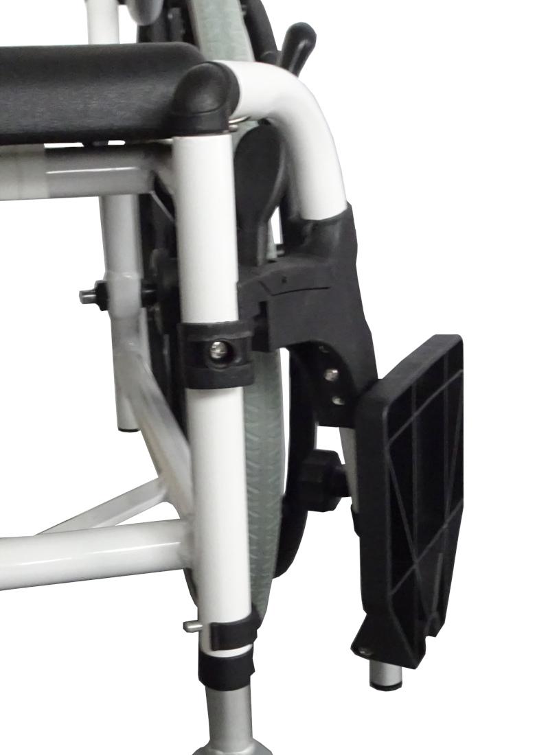 Dusch- und Toilettenrollstuhl B-Ware Rehaforum Atlantic 24''