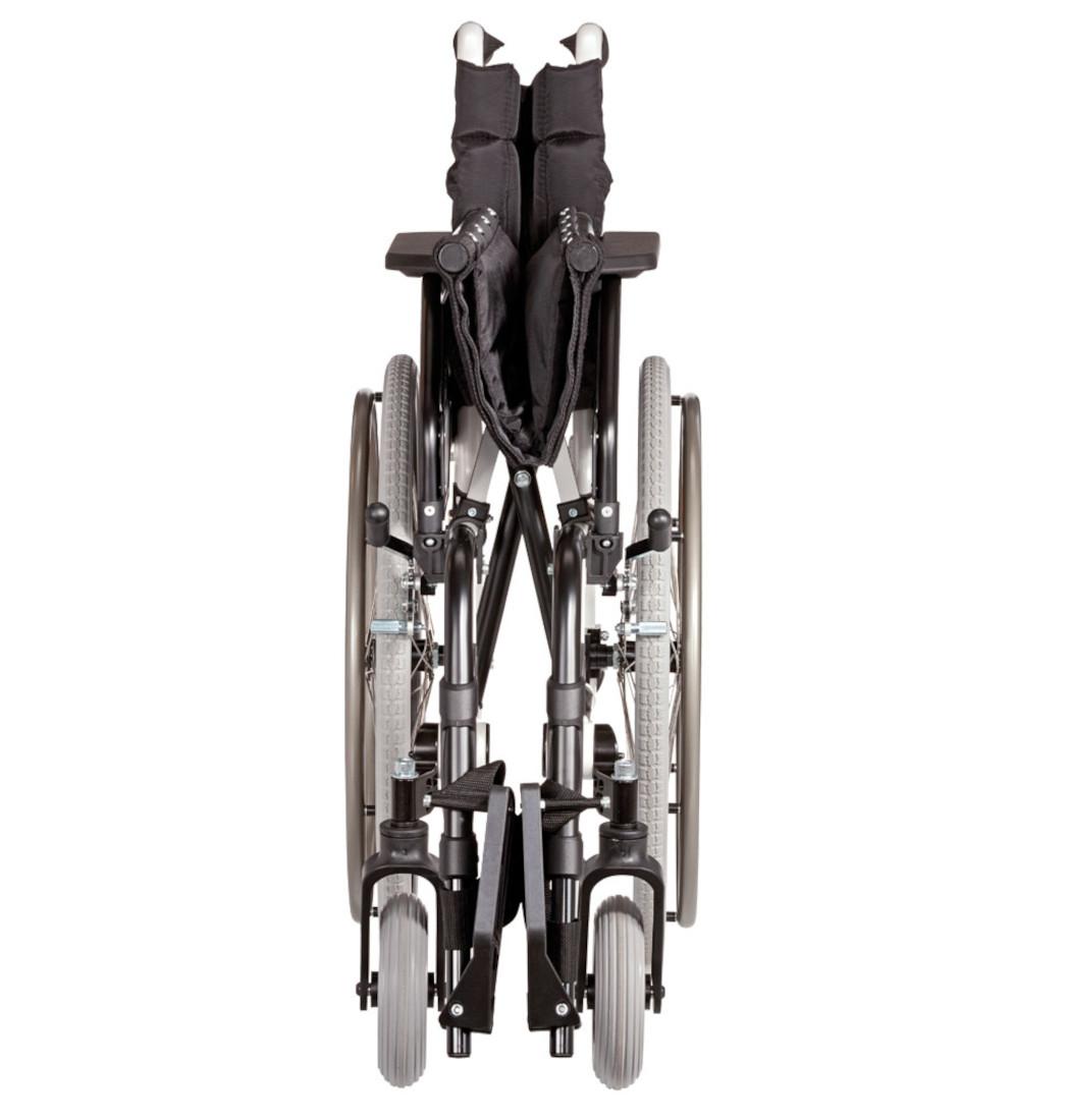 Dietz Leichtgewichtrollstuhl Caneo-E, faltbar