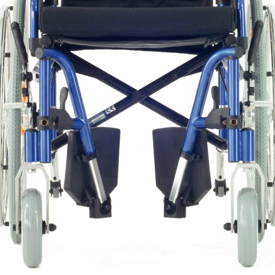 Standardrollstuhl mit Trommelbremse UHC 1.300 UF