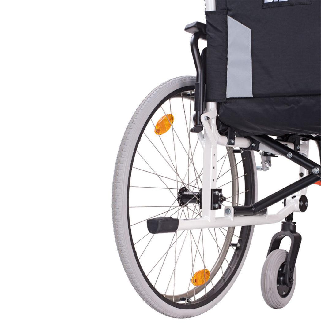 Dietz Leichtgewichtrollstuhl Caneo-E, faltbar