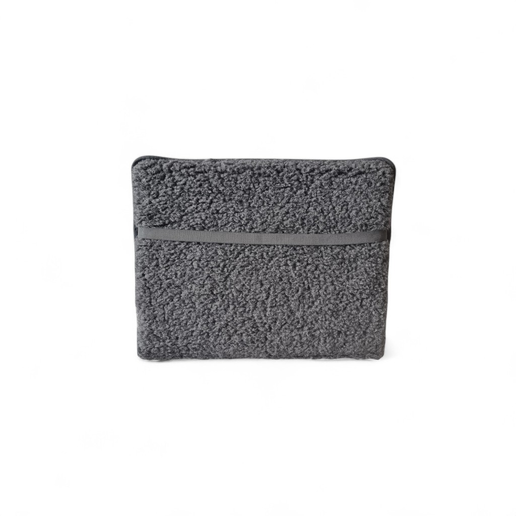 Rollstuhlsitzpolster aus echter Schurwolle, Sitzkissen mit Rücklehne und zwei Armauflagenschoner für Rollstühle, Farbe: anthrazit, Schurwoll-Rollstuhl-Set